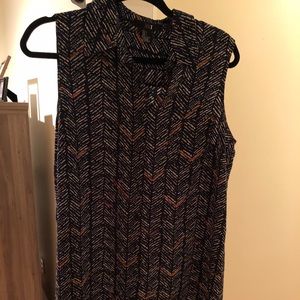Sleeveless shirt dress